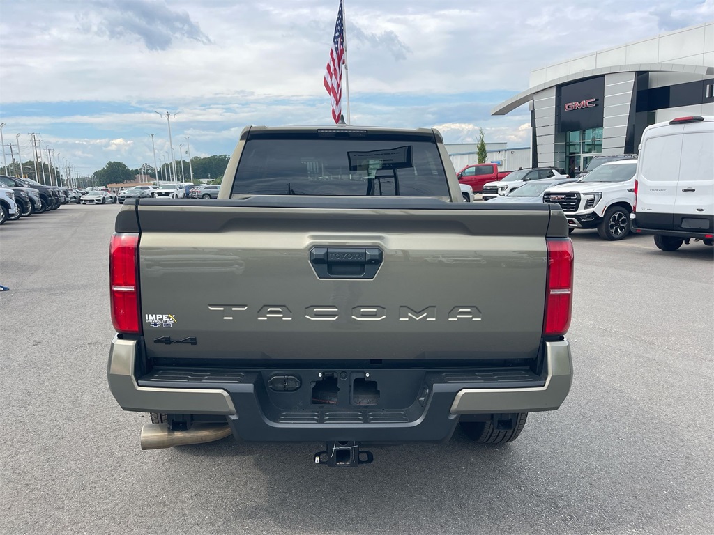 2025 Toyota Tacoma TRD Sport photo 3