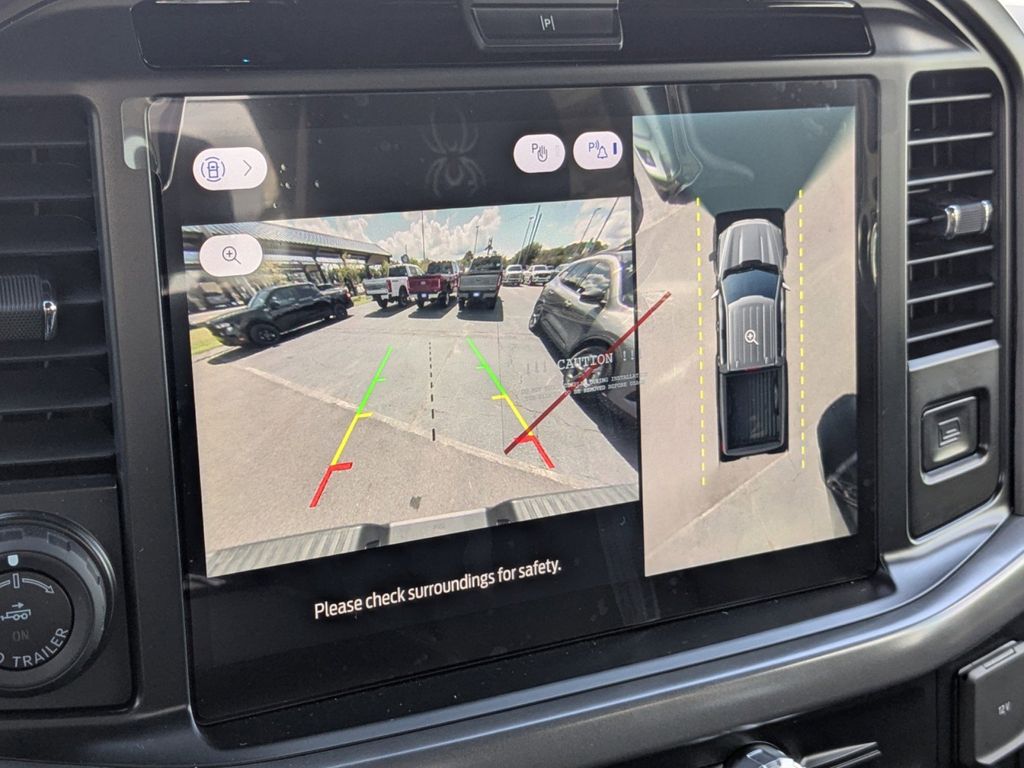 2025 Ford F-150 XLT photo 21