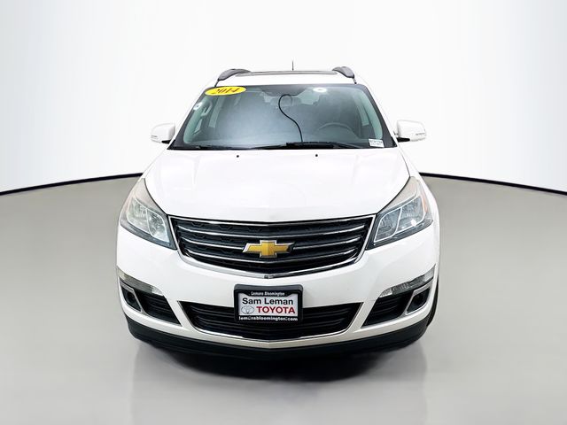 2014 Chevrolet Traverse 1LT photo 2