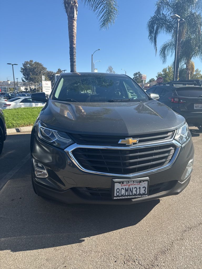 2018 Chevrolet Equinox LT photo 3
