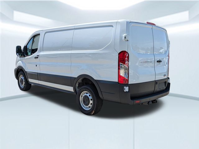 2024 Ford Transit photo 3