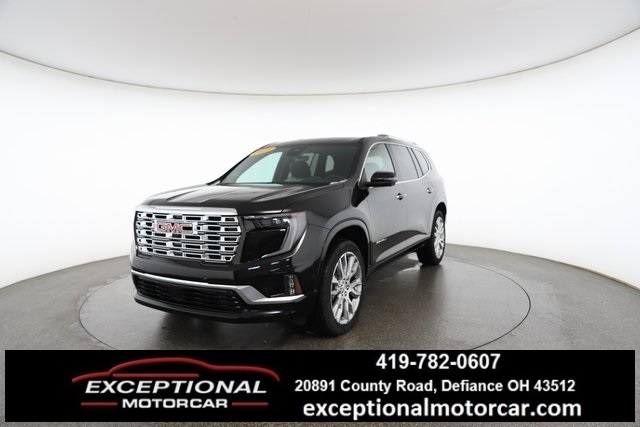 2025 GMC Acadia Denali's photo