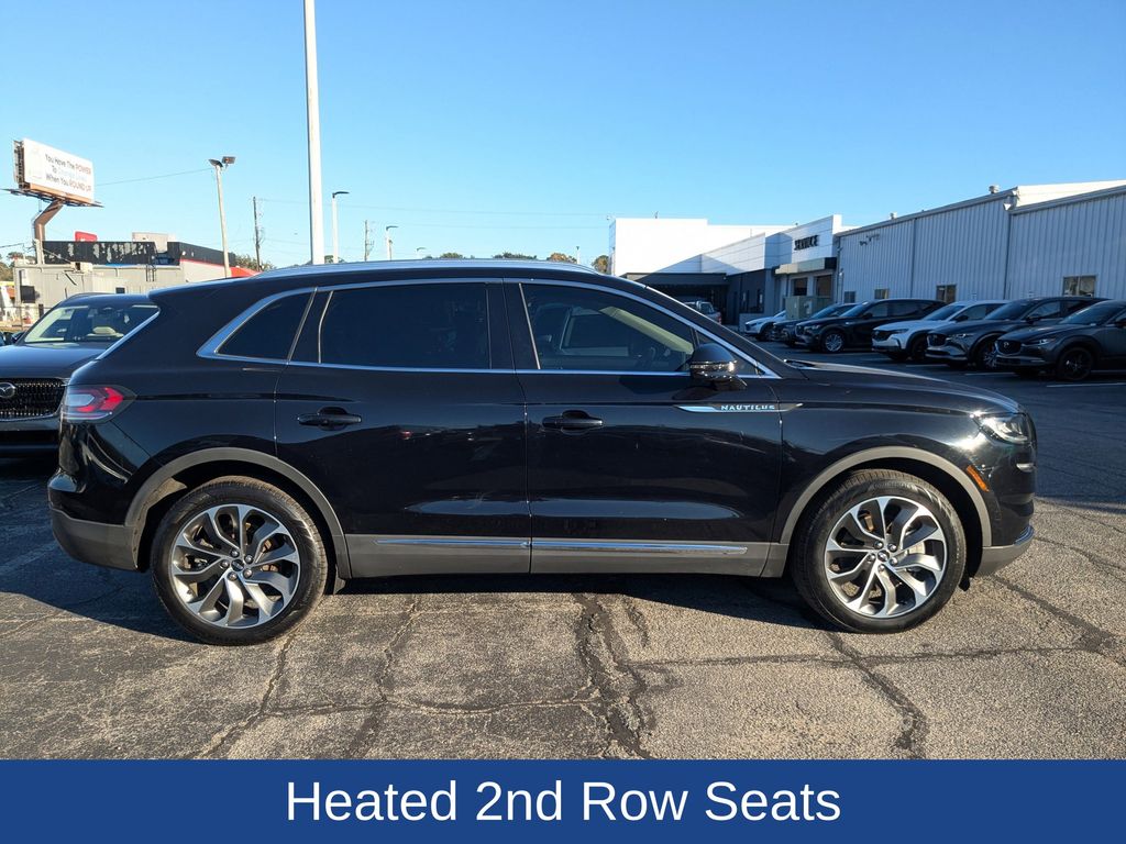 2021 Lincoln Nautilus Reserve photo 2