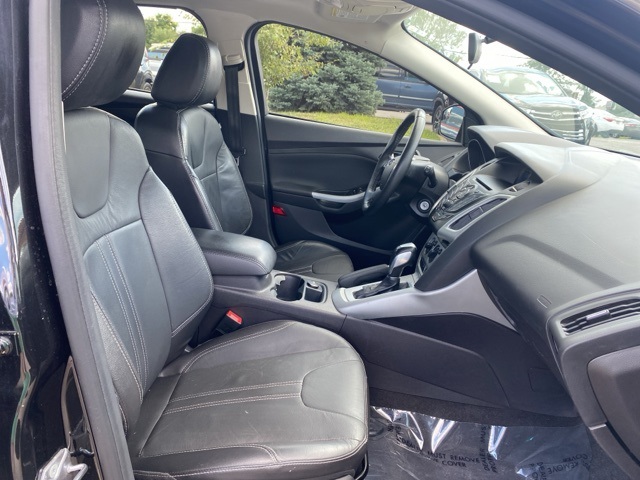 2014 Ford Focus SE photo 26