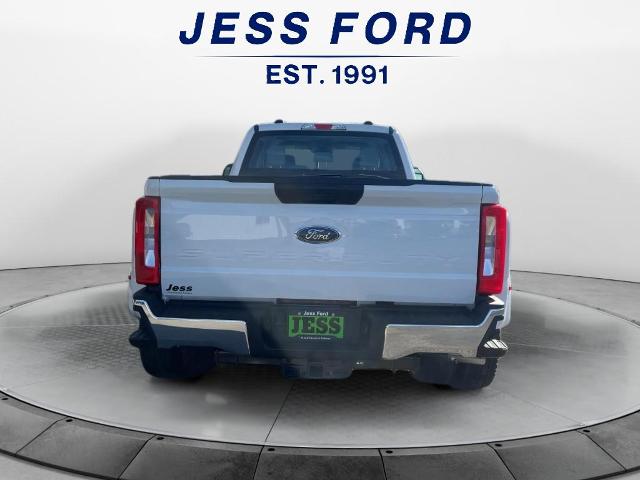 2026 Ford F-350 XL photo 2