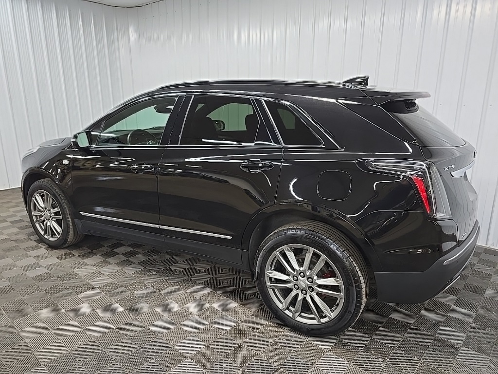 2023 Cadillac XT5 Sport photo 4