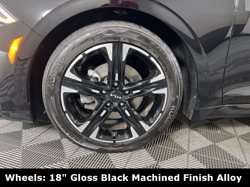 2023 Kia K5 GT-Line photo 10
