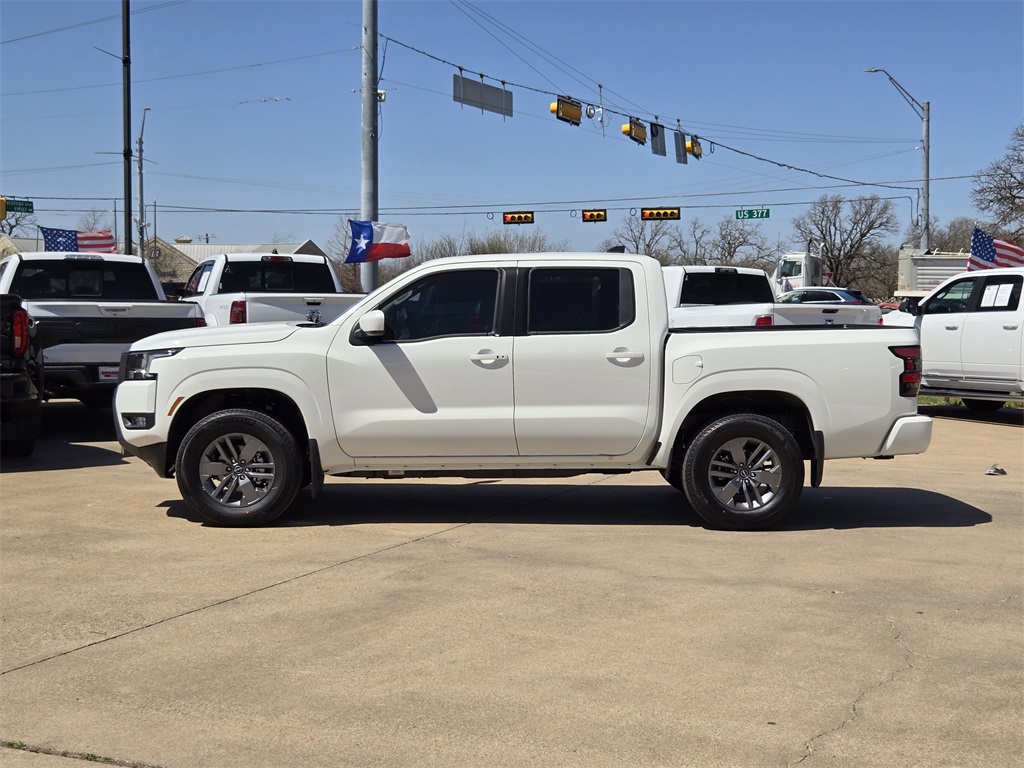 2025 Nissan Frontier SV photo 3