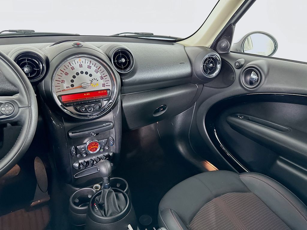 2013 Mini Countryman photo 19