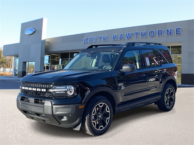 2025 Ford Bronco Sport Outer Banks photo 3