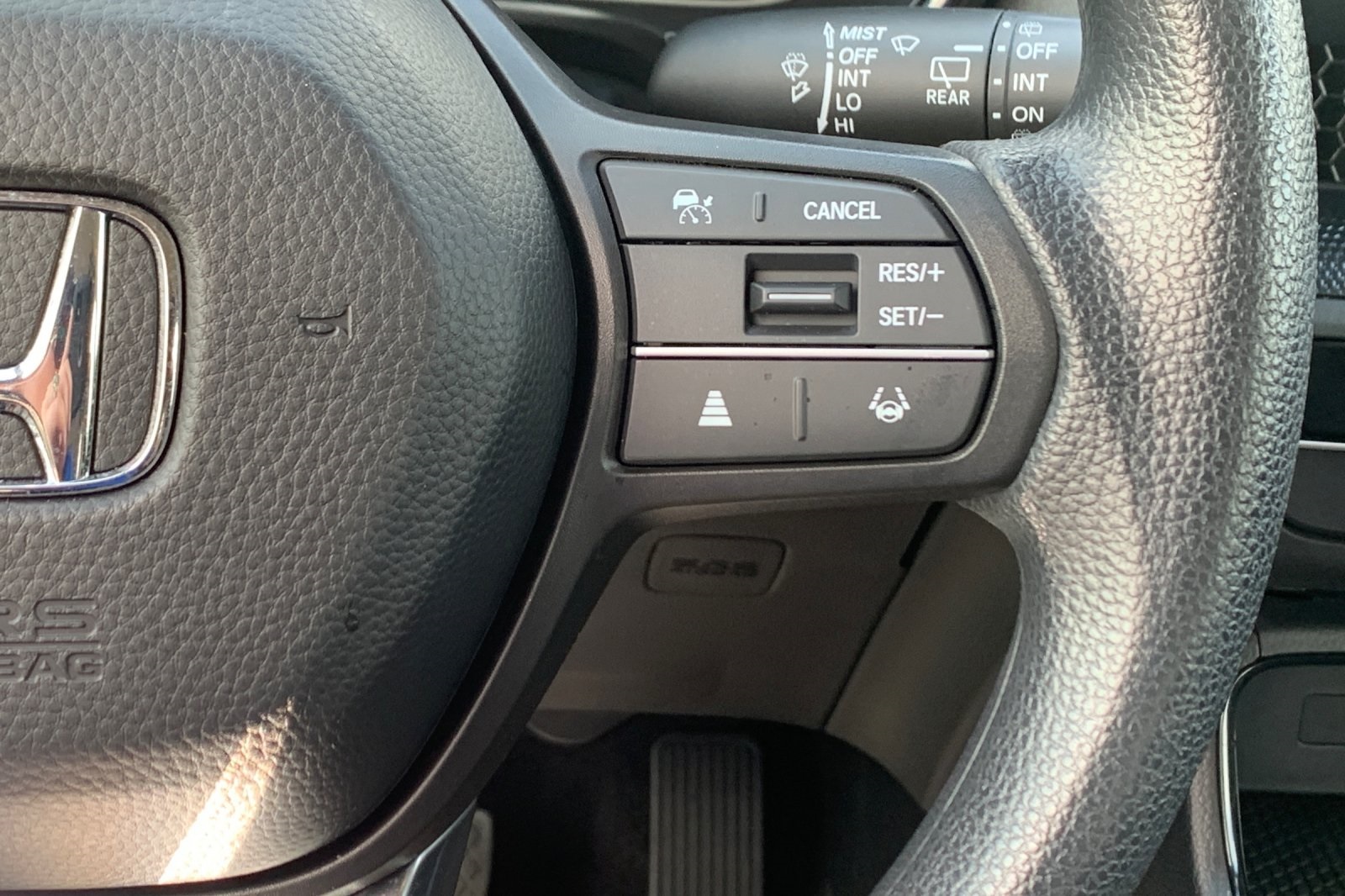 2024 Honda CR-V LX photo 32