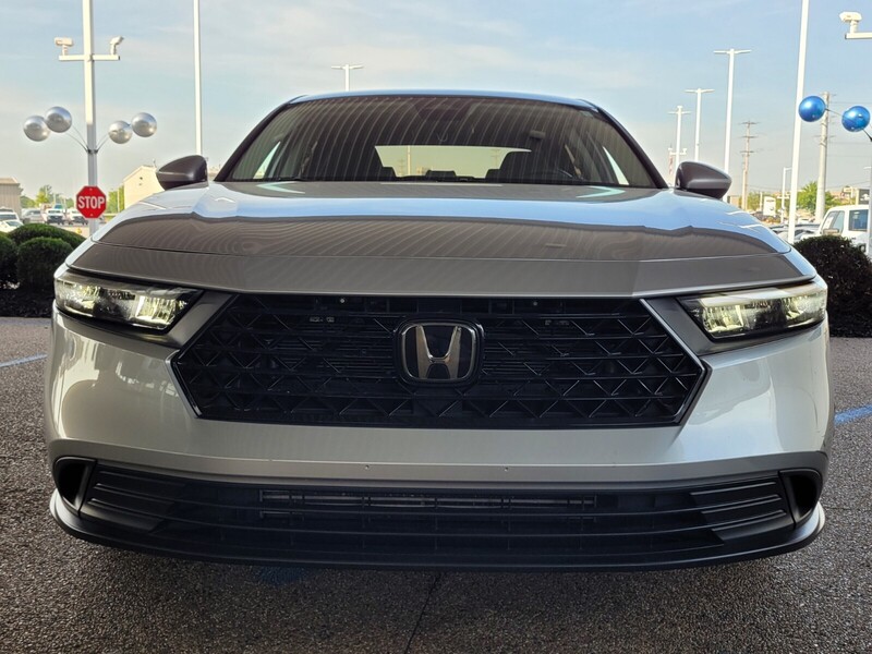 2023 Honda Accord LX photo 6