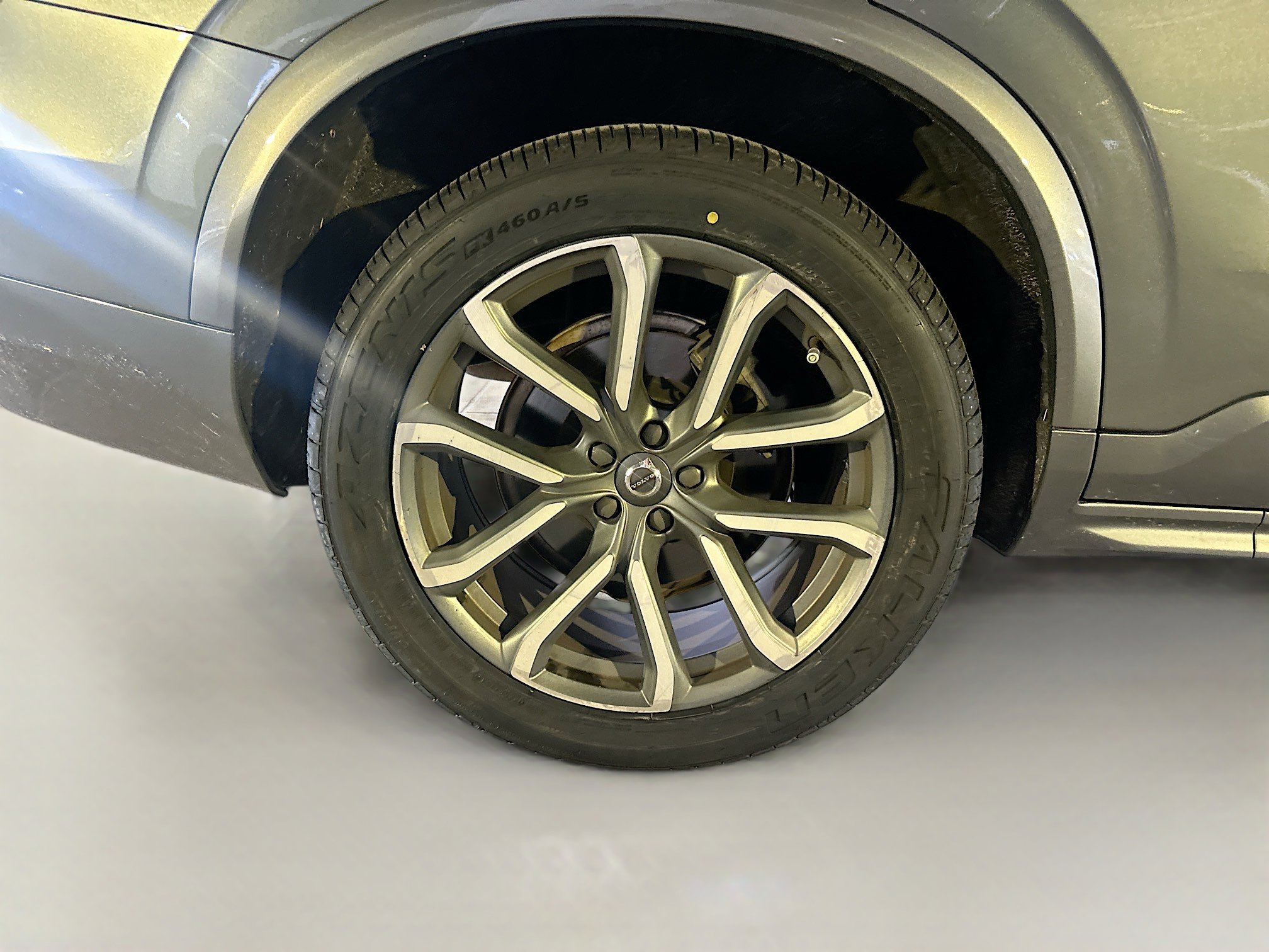 2019 Volvo XC90 Momentum AWD photo 31