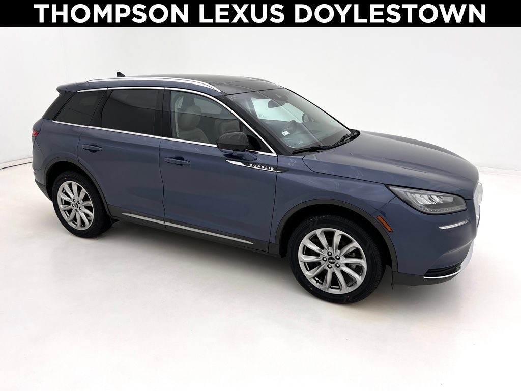 2022 Lincoln Corsair Base