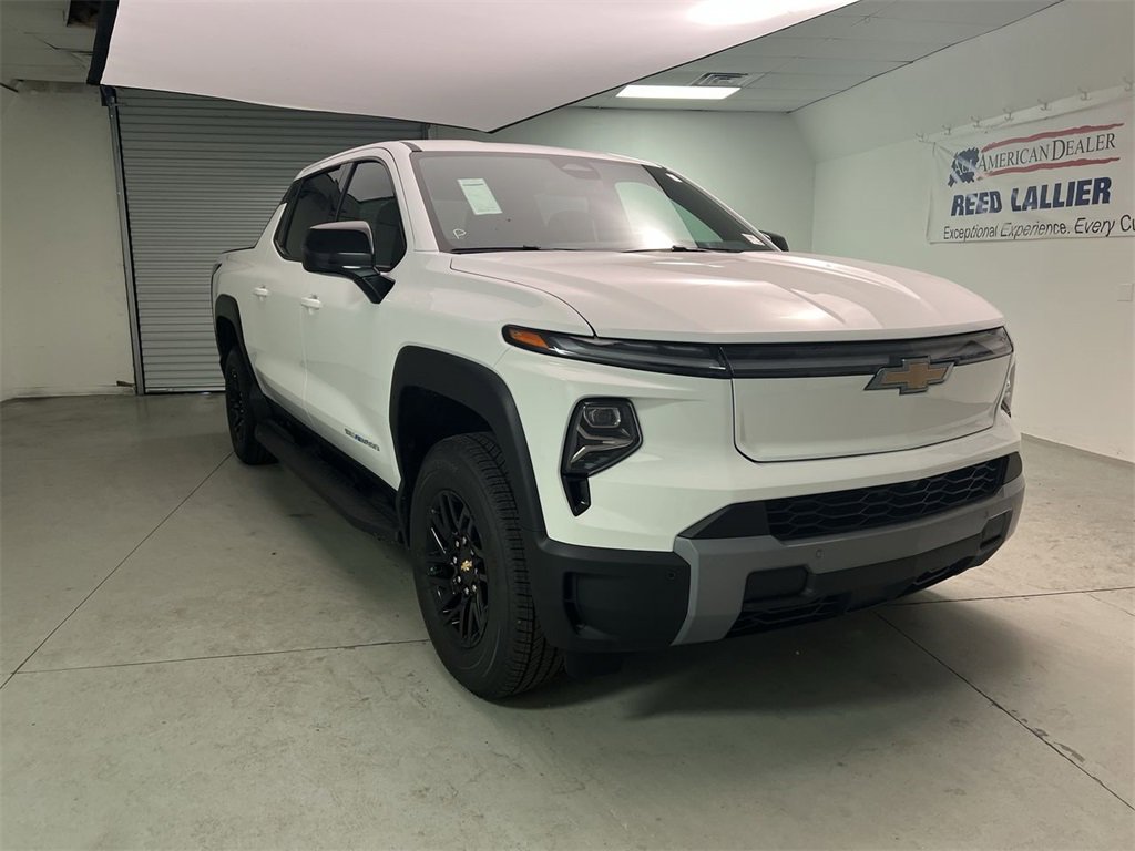 2026 Chevrolet Silverado EV LT's photo