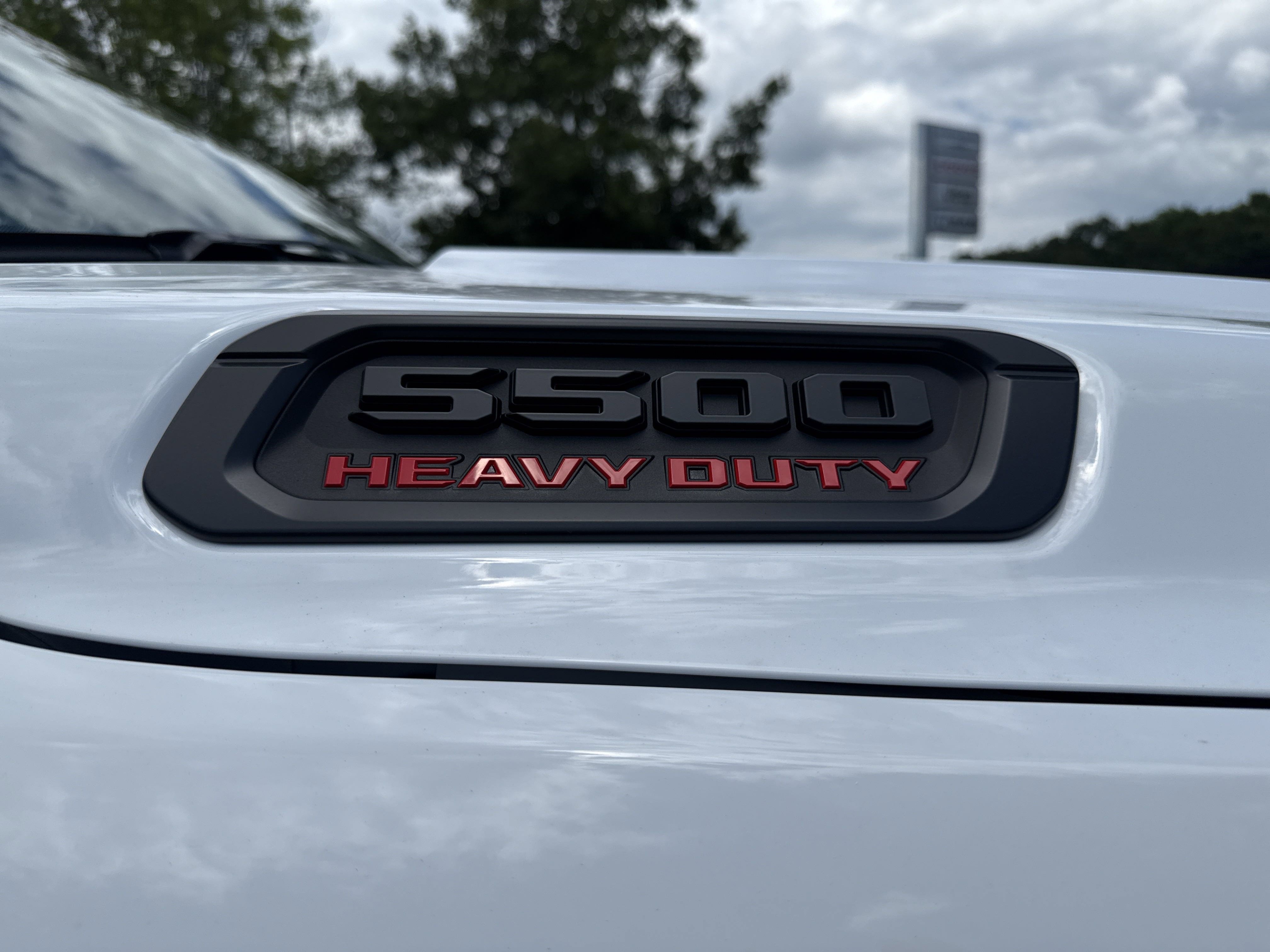 2025 Ram 5500 Tradesman photo 2
