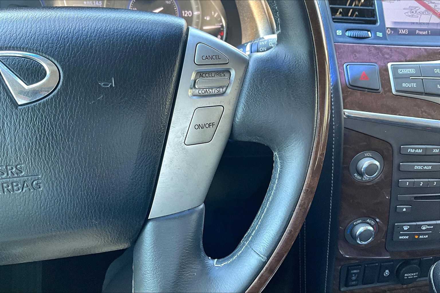 2016 Infiniti QX80 Limited photo 24