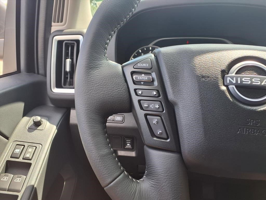 2026 Nissan Frontier Crew Cab SV photo 13