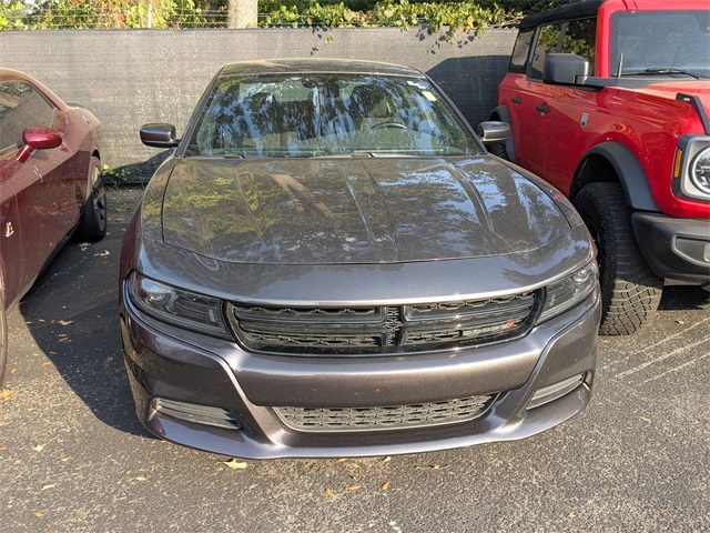 2022 Dodge Charger SXT photo 2