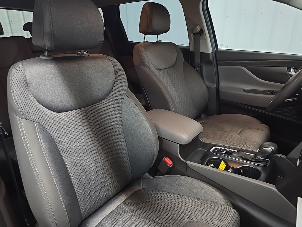 2020 Hyundai Santa Fe SEL photo 13