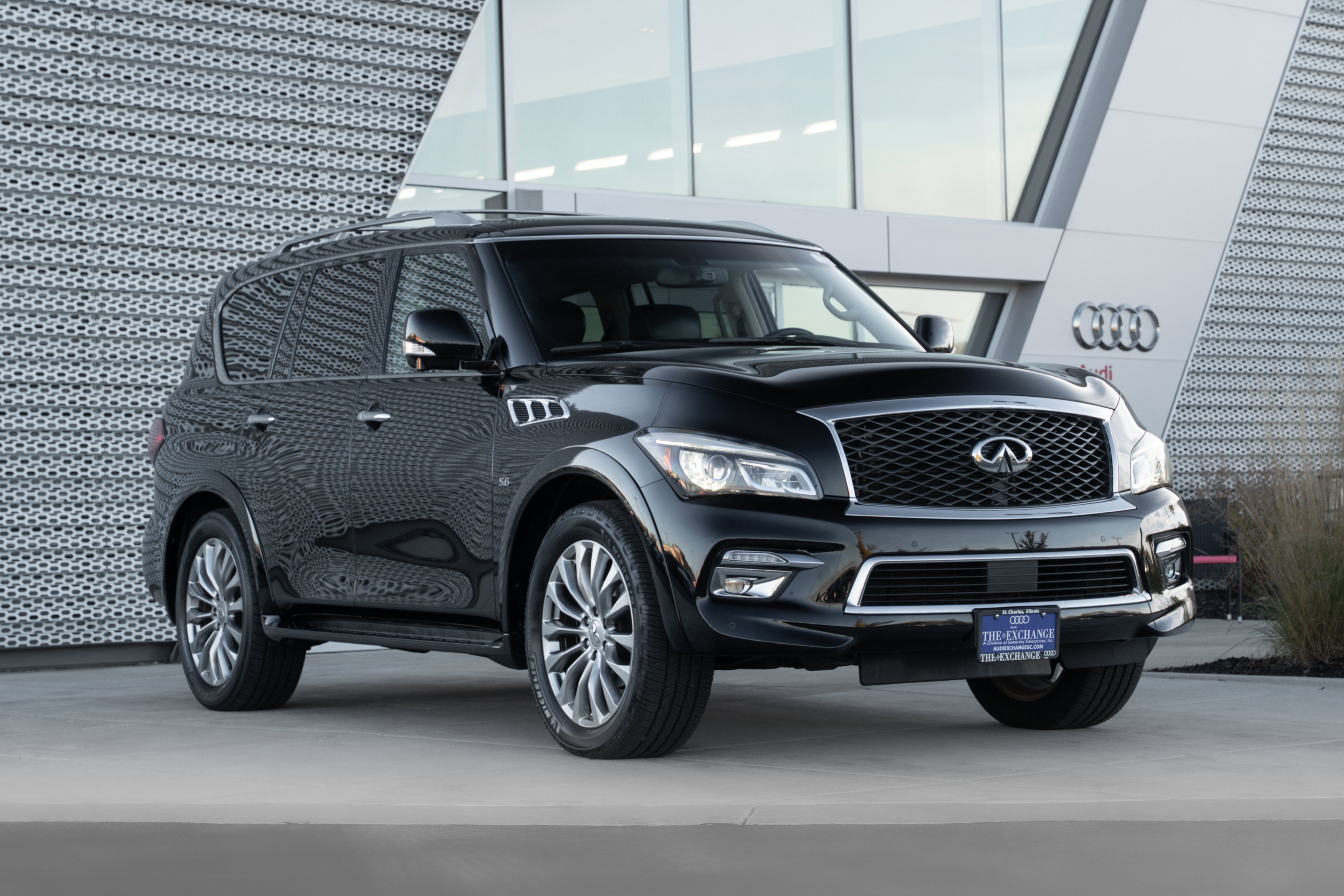 2015 INFINITI QX80 Base