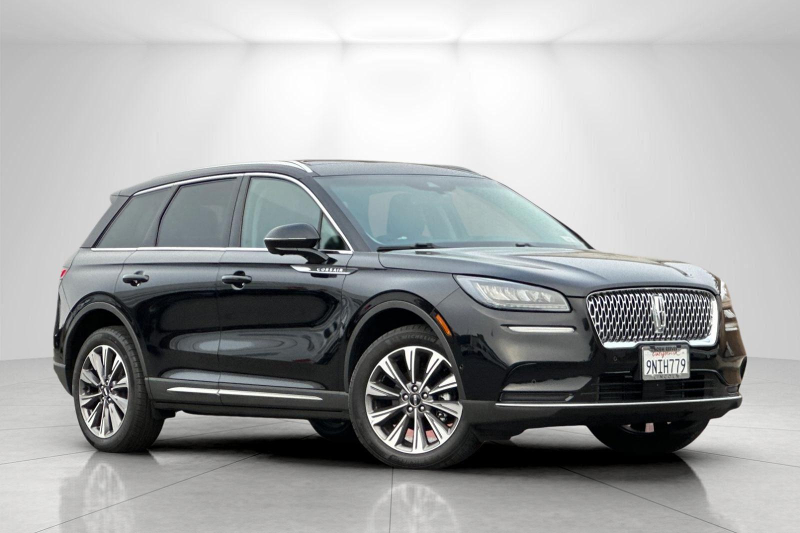 2022 Lincoln Corsair Reserve's photo