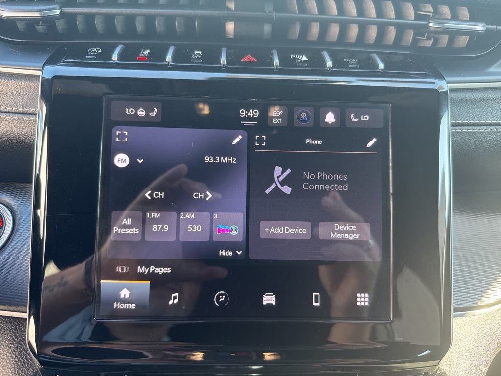 2024 Jeep Grand Cherokee Altitude photo 39