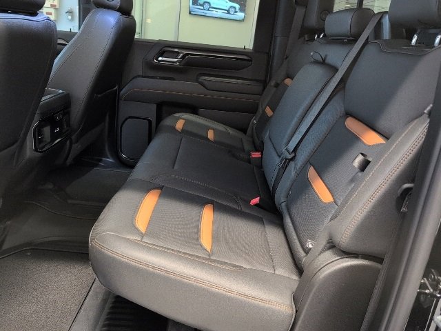 2024 Gmc Sierra HD AT4 photo 17
