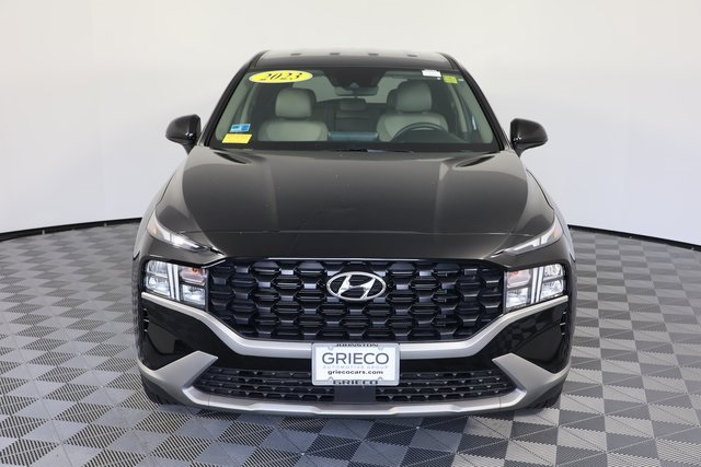 2023 Hyundai Santa Fe SE photo 3