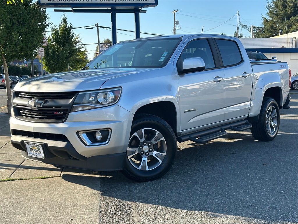 2016 Chevrolet Colorado Z71 photo 2