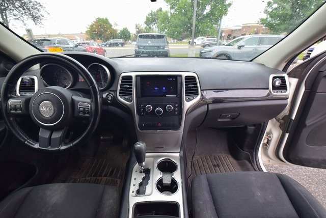 2011 Jeep Grand Cherokee Laredo photo 14