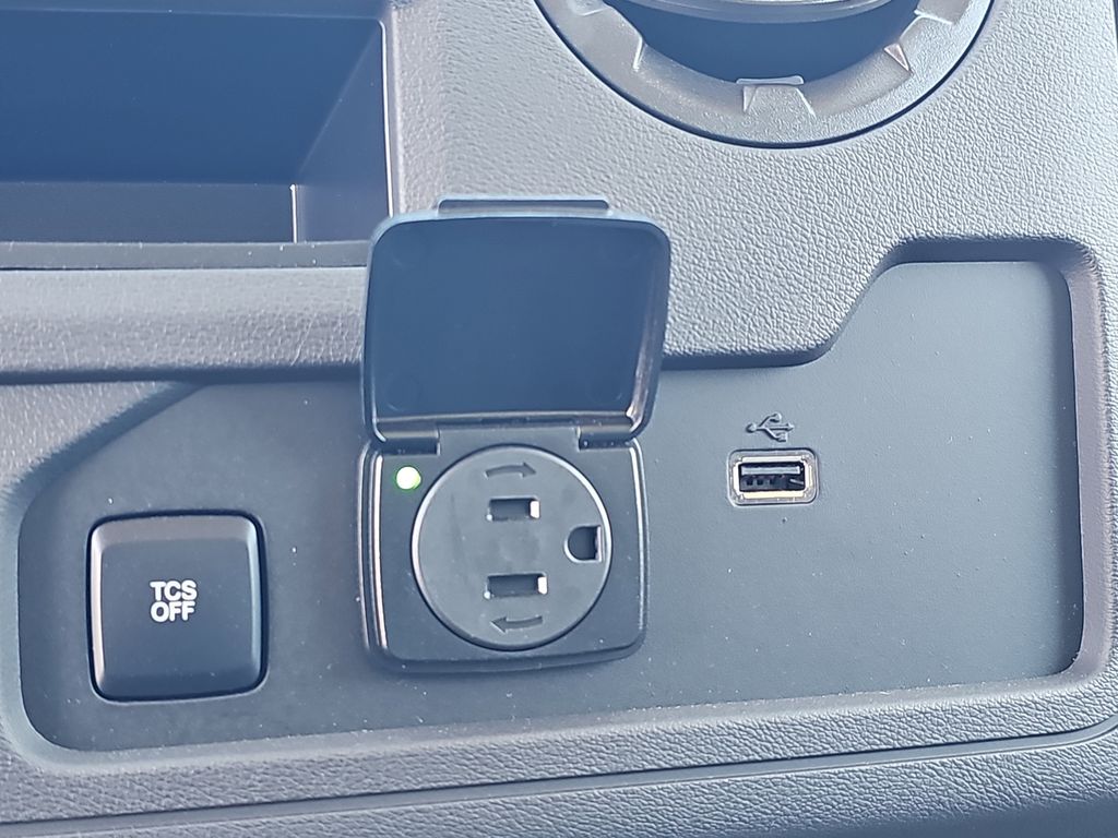 2025 Ford E-350 photo 21
