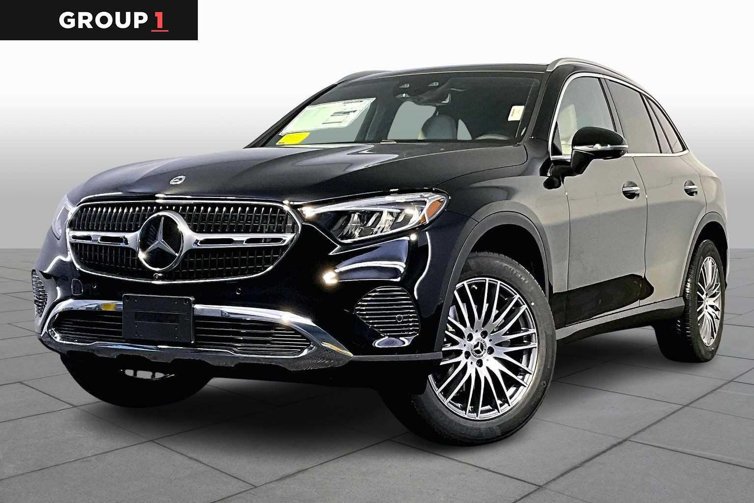 2026 Mercedes-Benz GLC Base's photo