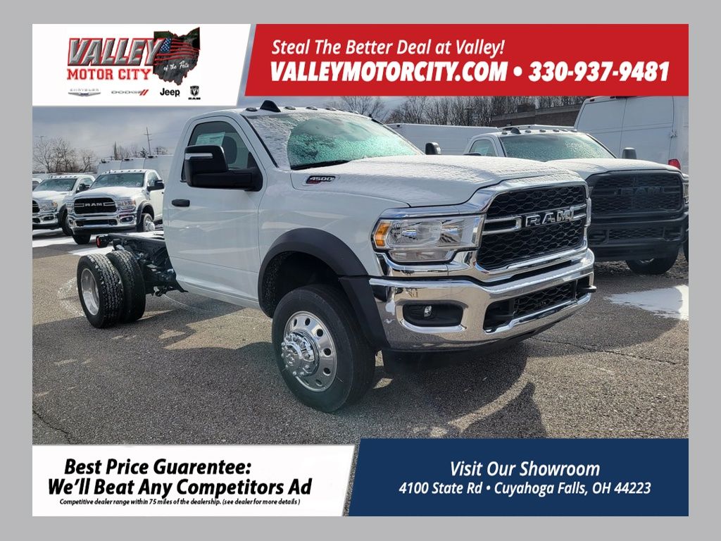 2024 RAM Ram 4500 Chassis Cab Tradesman's photo