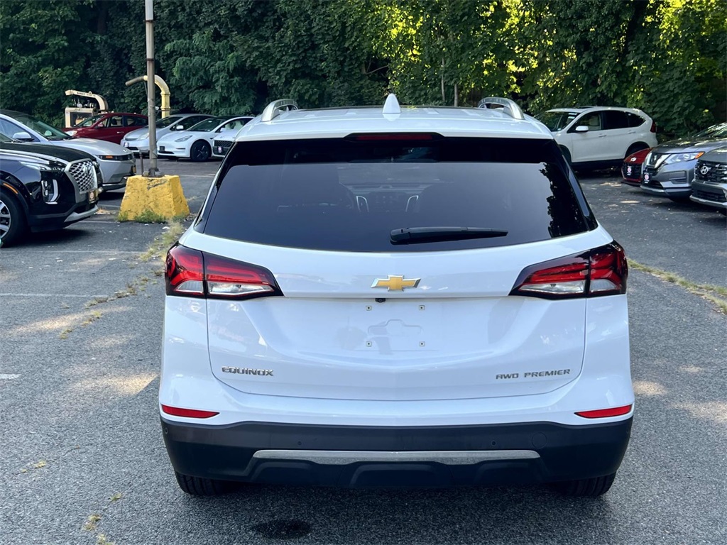 2022 Chevrolet Equinox Premier photo 4
