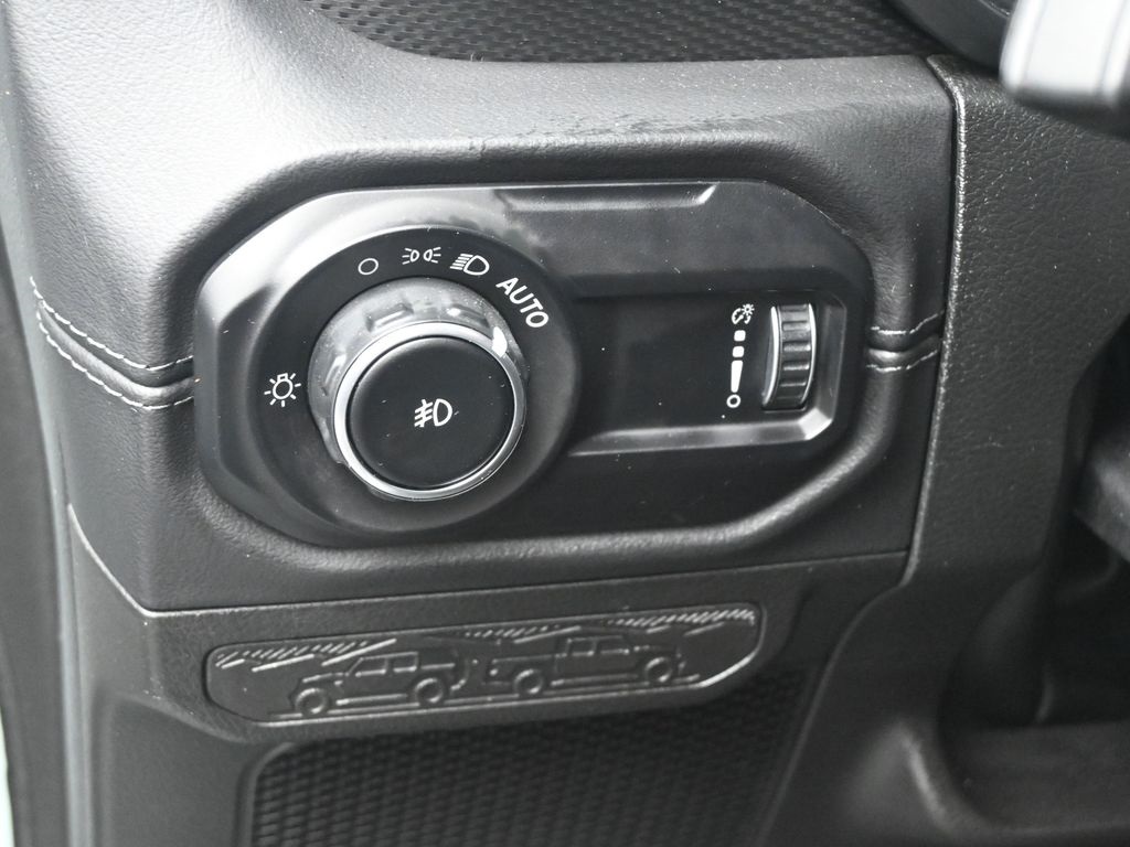 2024 Jeep Wrangler Rubicon photo 18