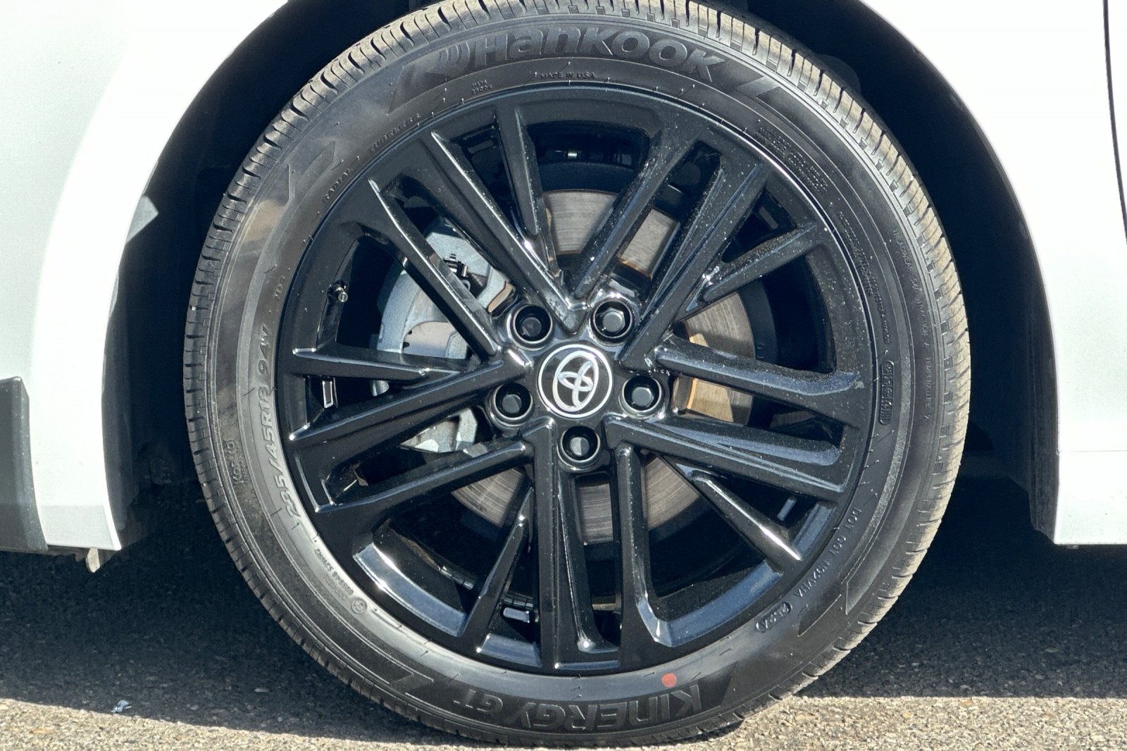 2025 Toyota Camry XSE photo 19