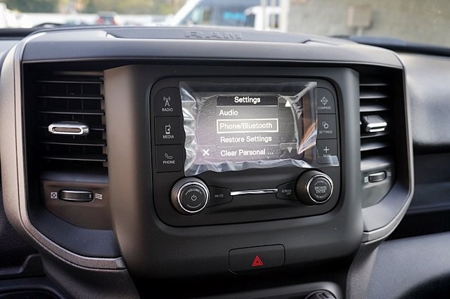 New 2024 Bright White Clear-Coat Exterior Paint RAM Tradesman image 31