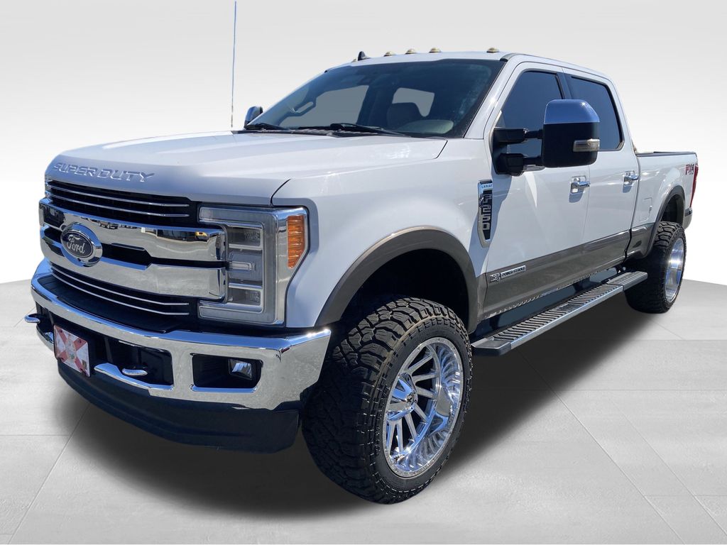 2019 Ford F-250 photo 2