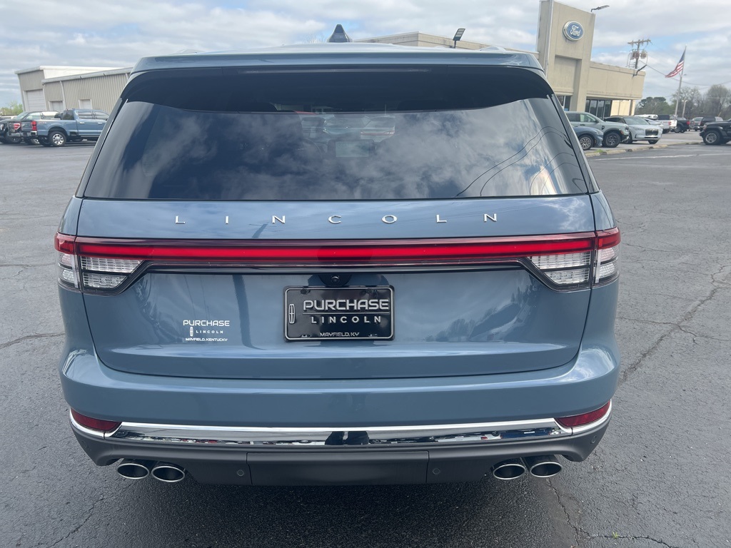 2025 Lincoln Aviator Reserve photo 17