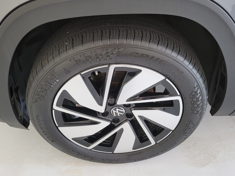 2024 Volkswagen Atlas SE Technology photo 19