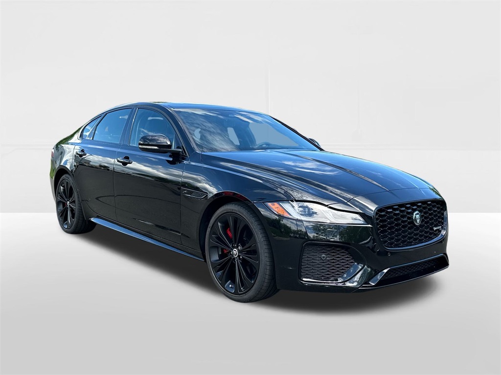 2024 Jaguar XF P300 R-Dynamic SE photo 5