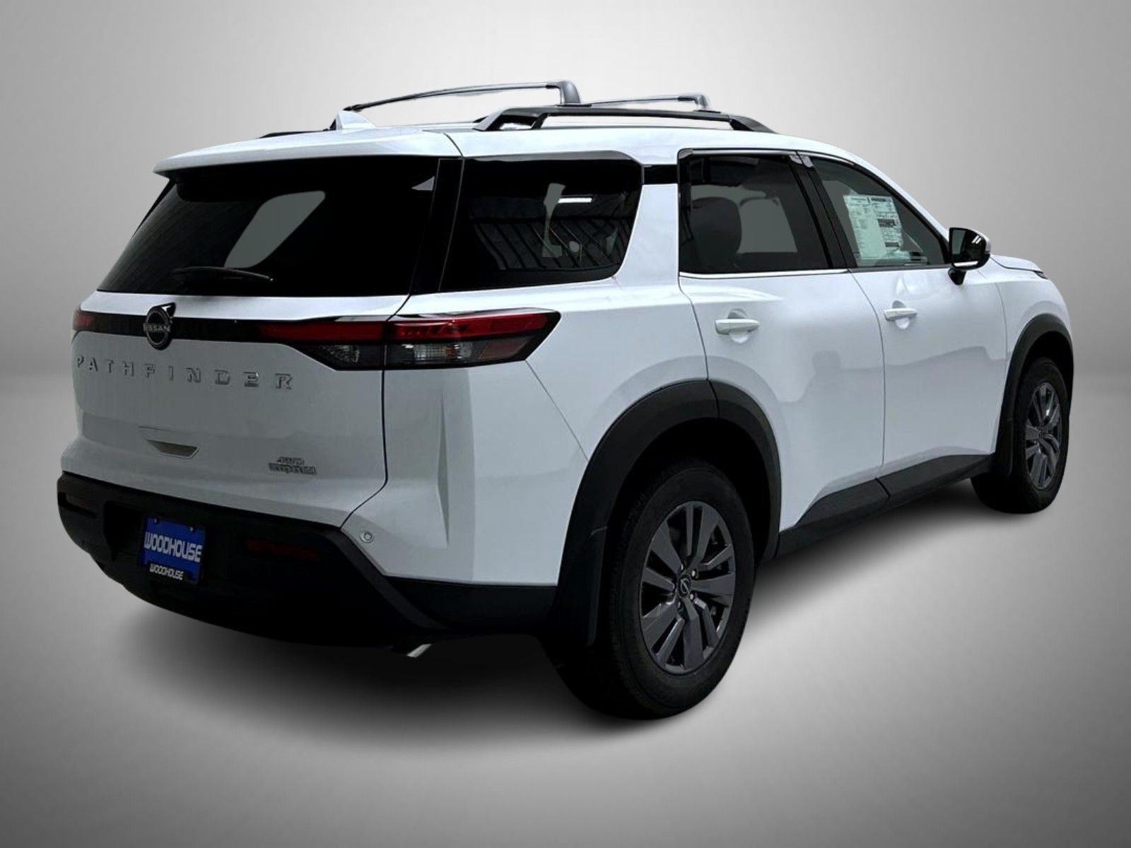 2025 Nissan Pathfinder SV photo 5