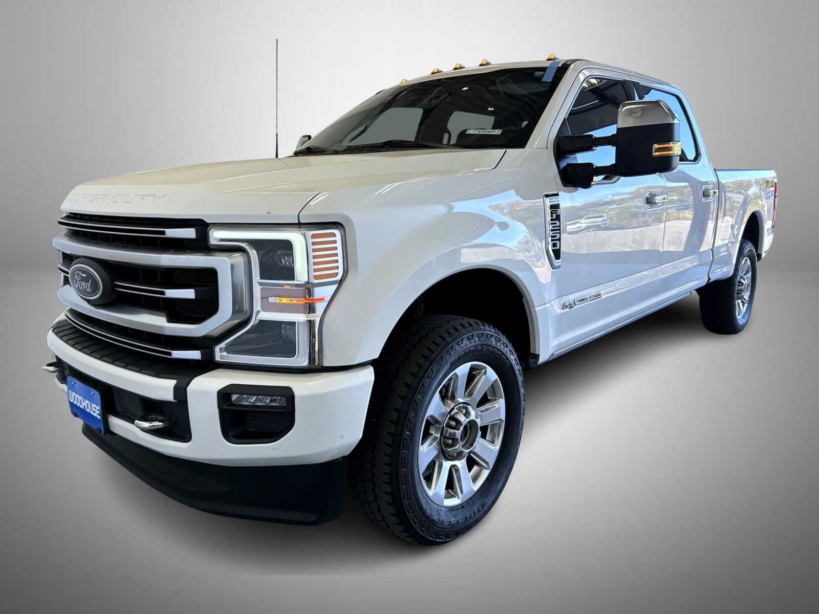 2022 Ford F-250 Super Duty Platinum's photo