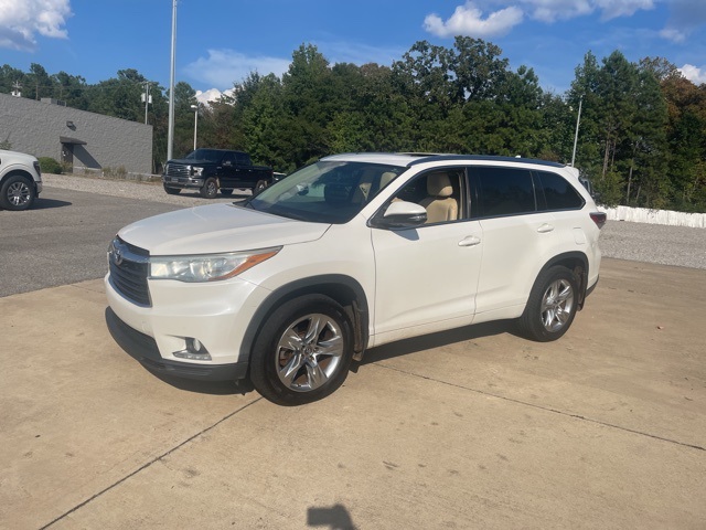 2016 Toyota Highlander Base Hybrid photo 2