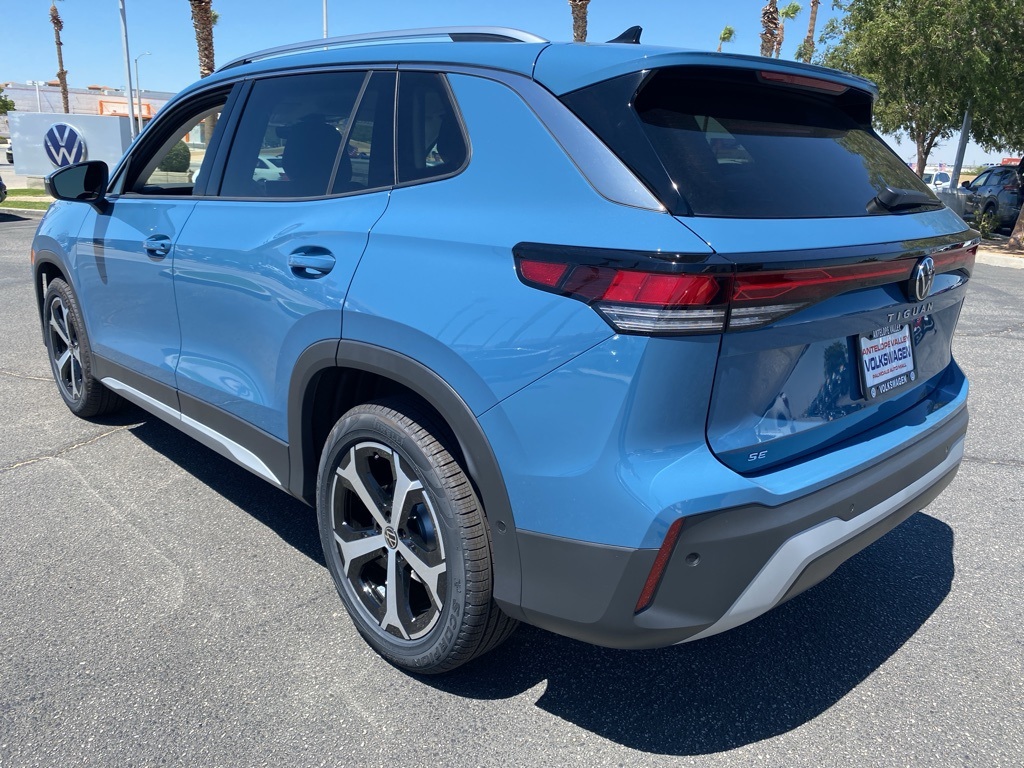 2025 Volkswagen Tiguan SE photo 4