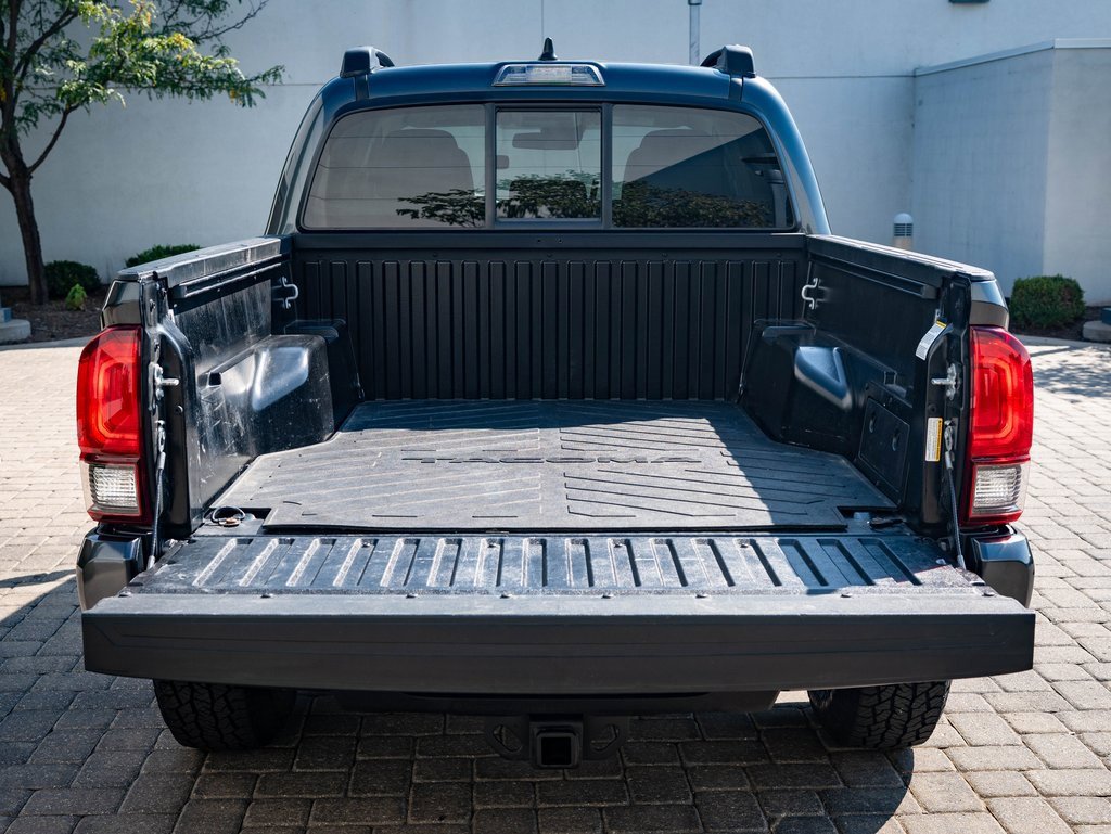 2022 Toyota Tacoma SR photo 16