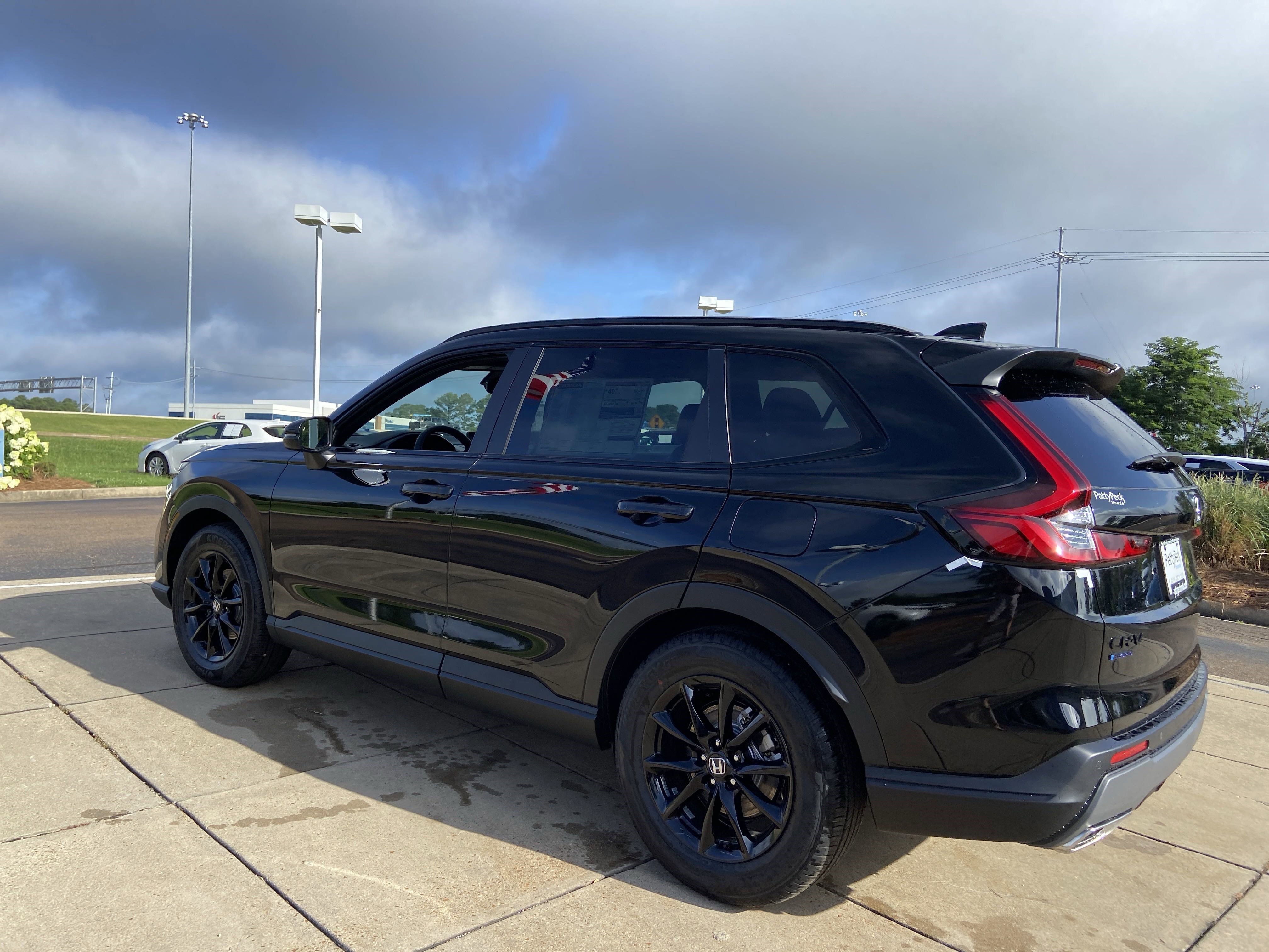 2026 Honda CR-V Hybrid Sport-L photo 3