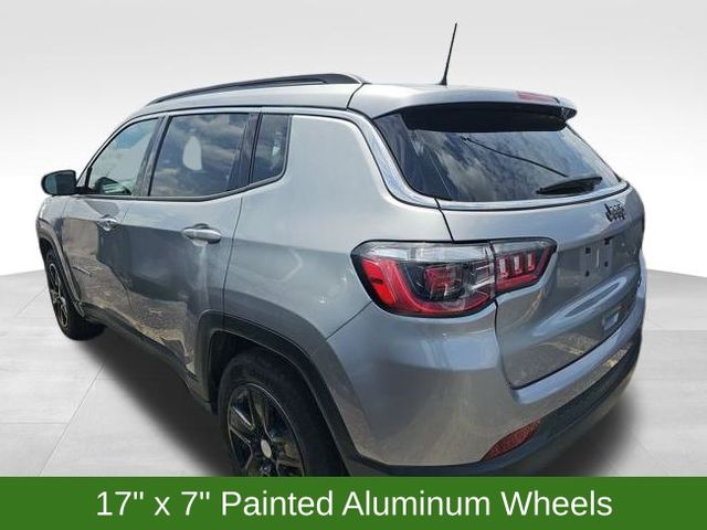 2022 Jeep Compass Latitude photo 6