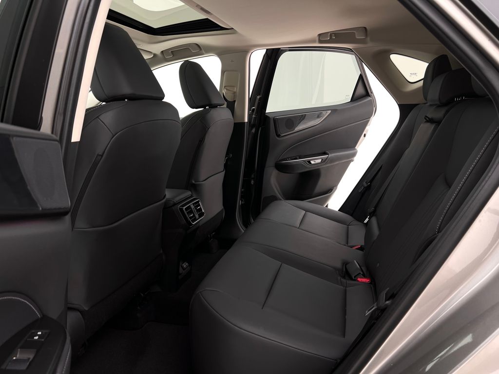 2025 Lexus NX 350 Premium photo 17